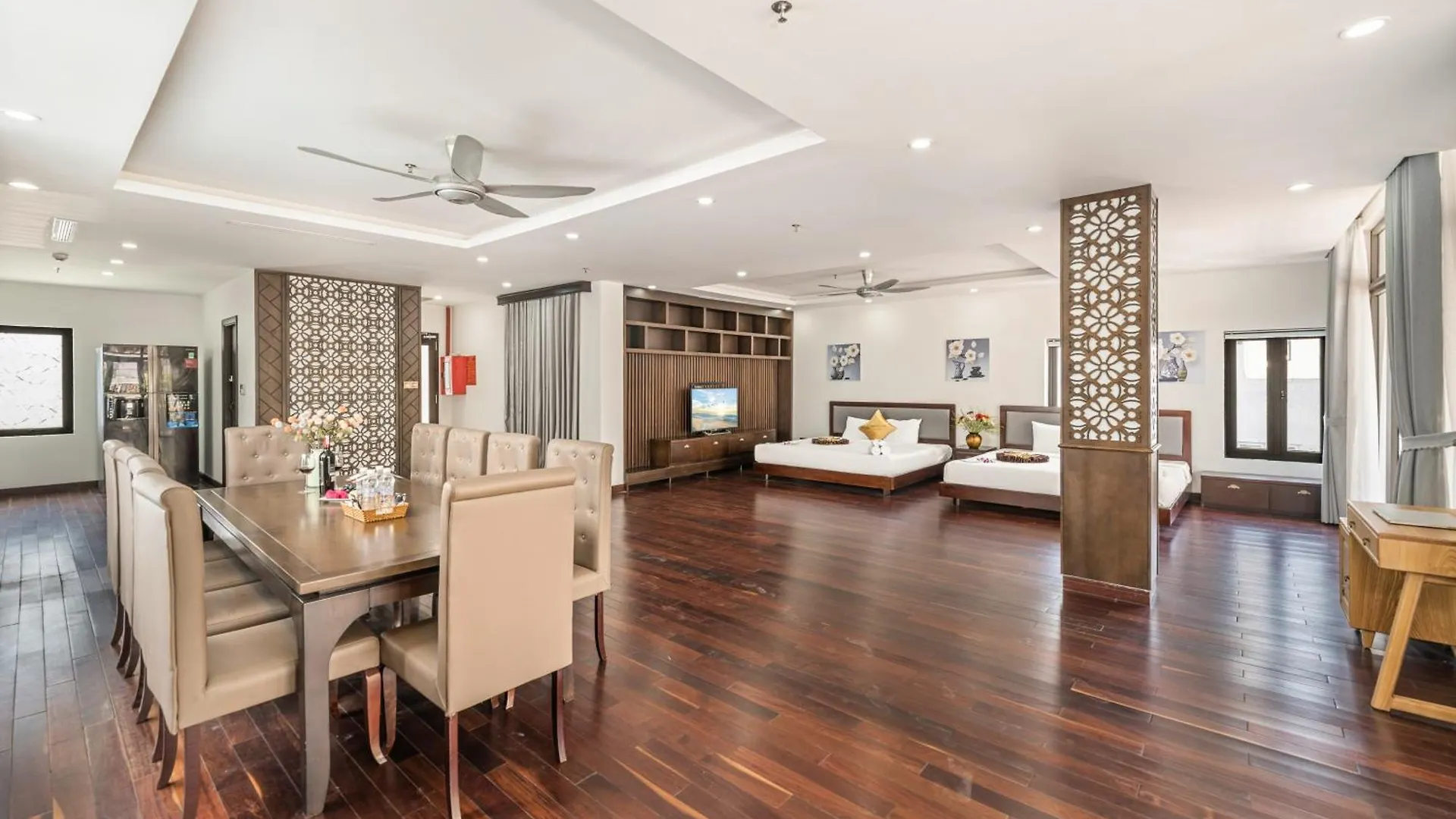 Palazzo Luxury Hotel Дананг 4*,