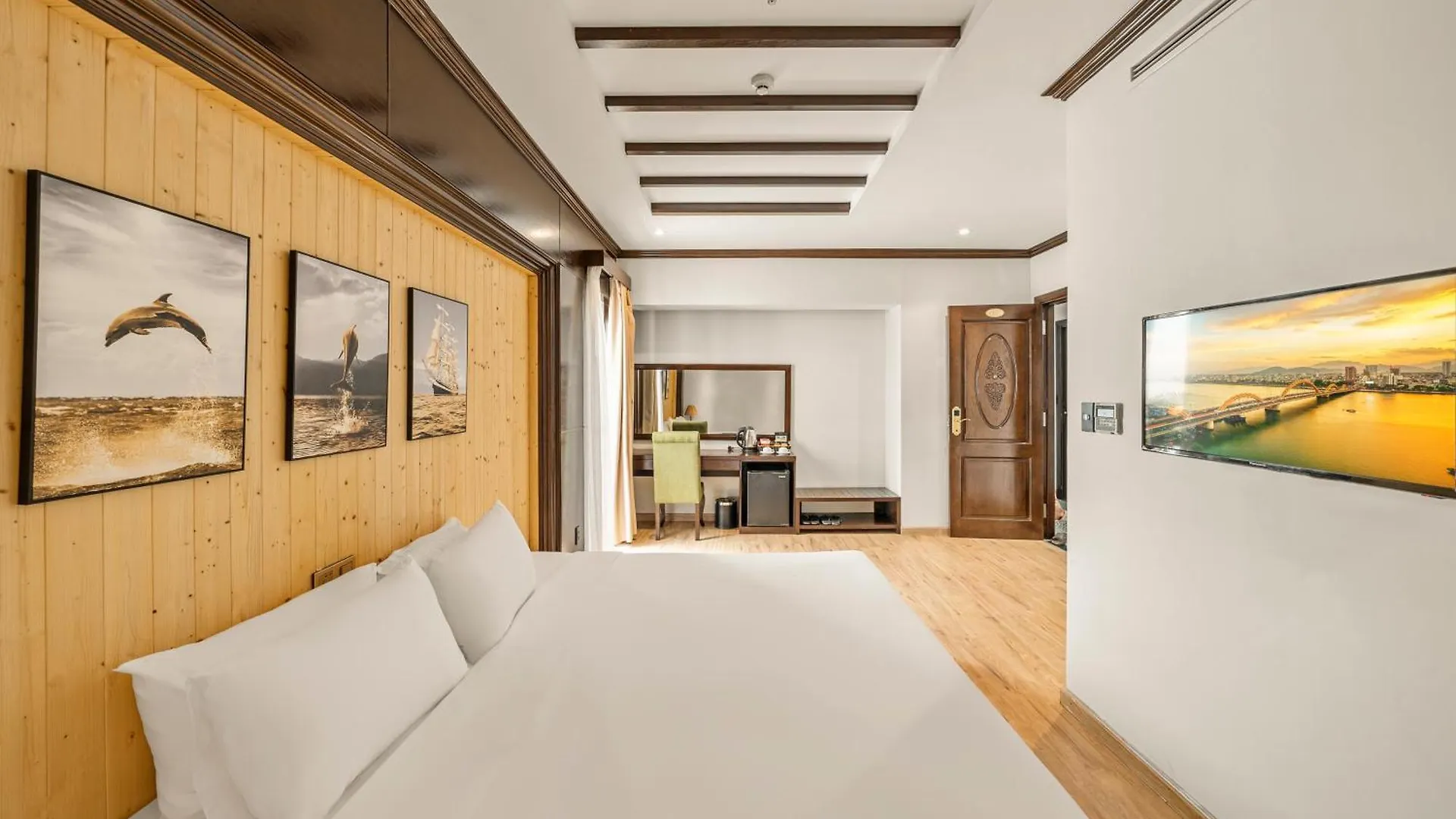 Palazzo Luxury Hotel Дананг