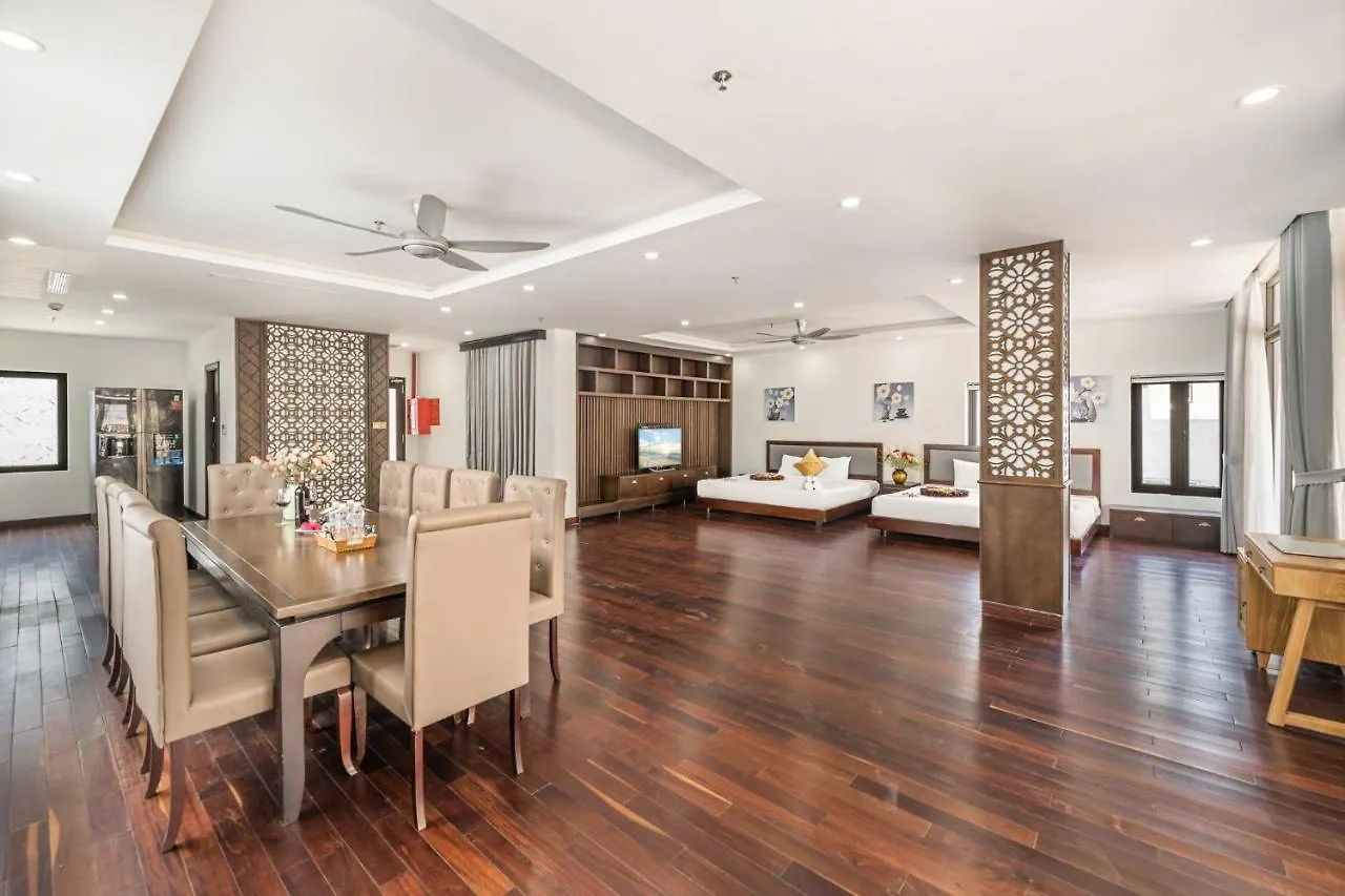 Palazzo Luxury Hotel Da Nang