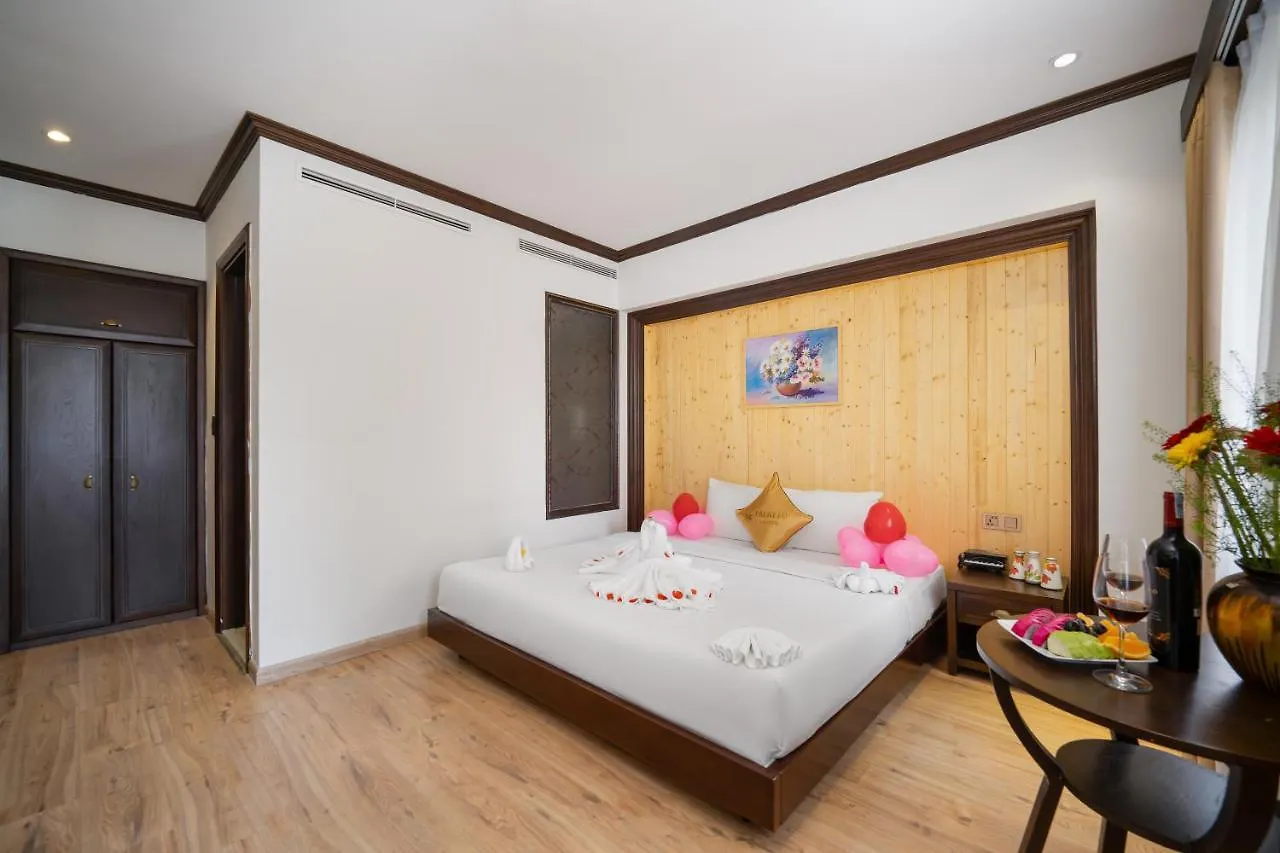 Palazzo Luxury Hotel Da Nang 4*,  Vietnam
