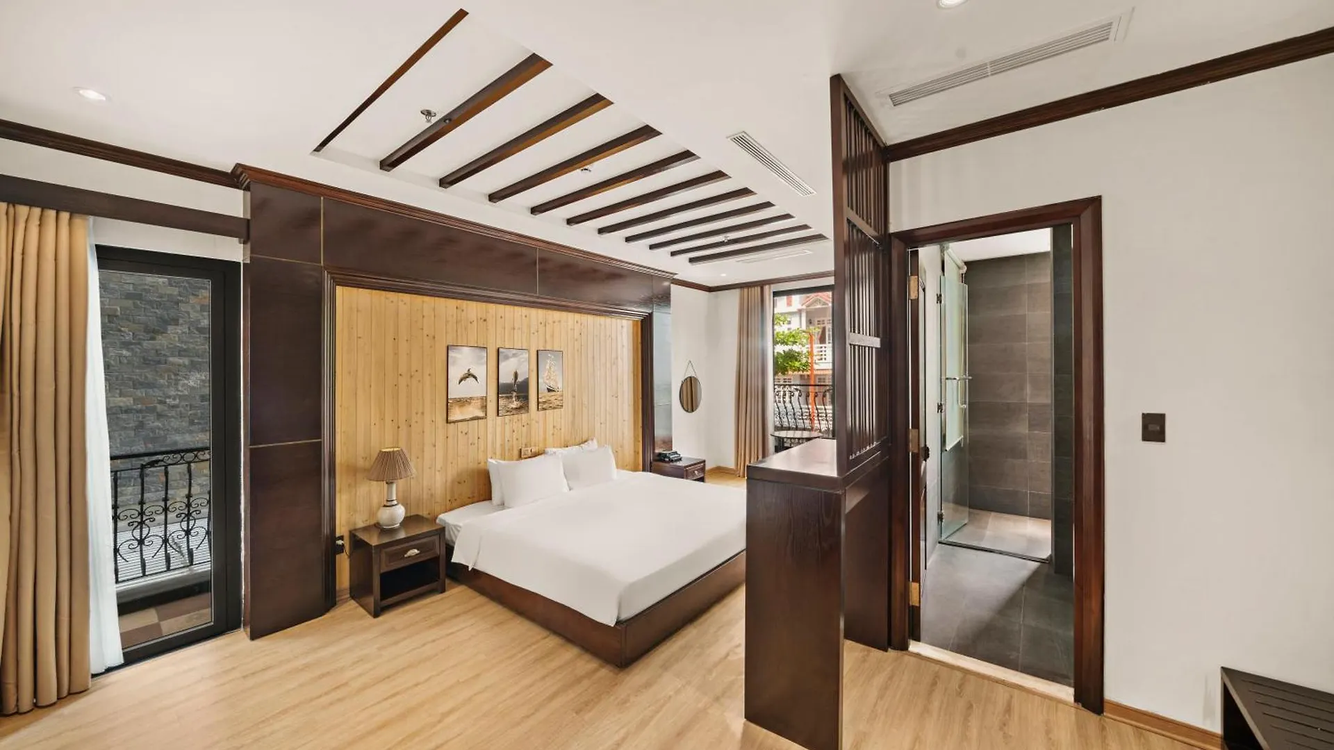 Palazzo Luxury Hotel Da Nang 4*,  Vietnam