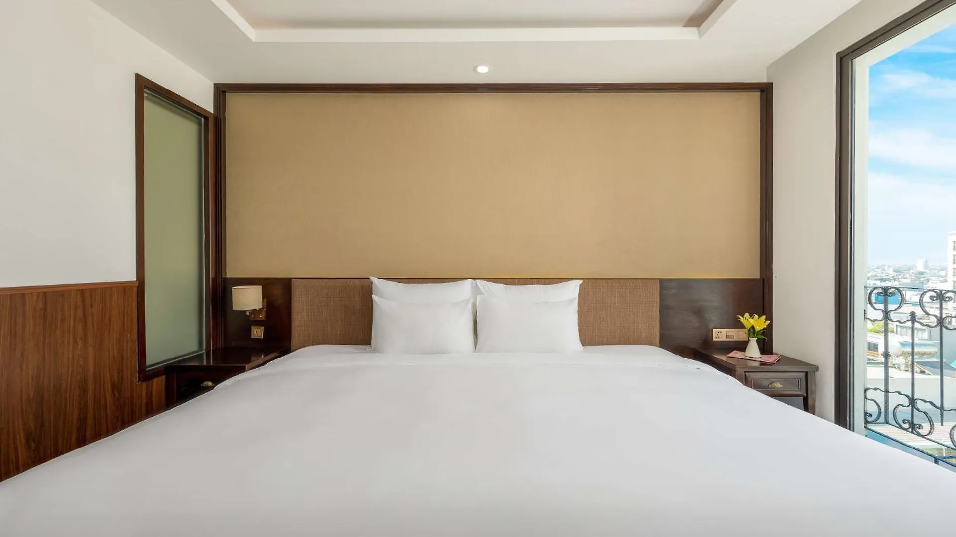 Palazzo Luxury Hotel Da Nang