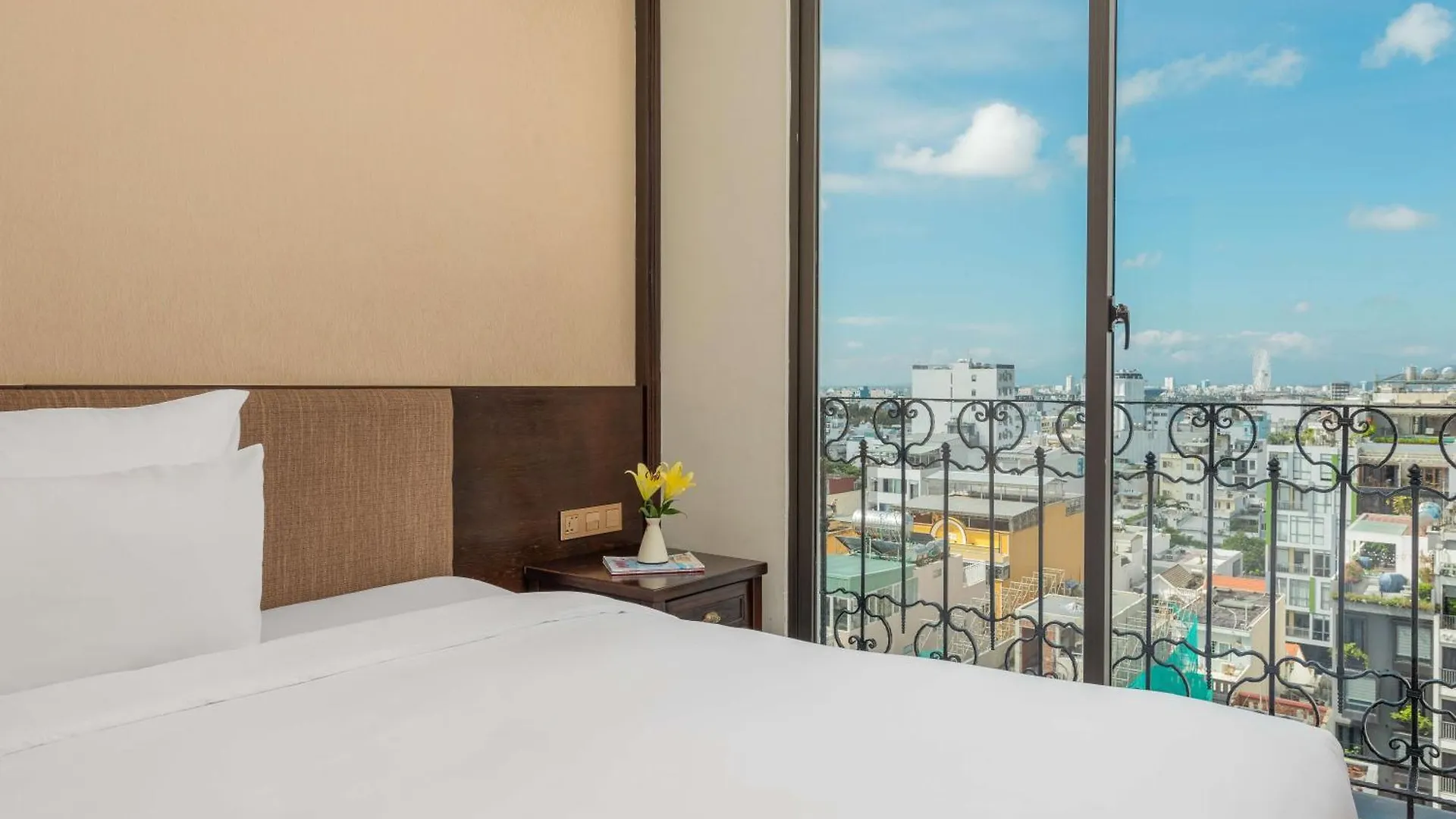 Palazzo Luxury Hotel Da Nang 4*,